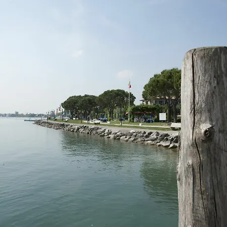 Rosa Sirmione