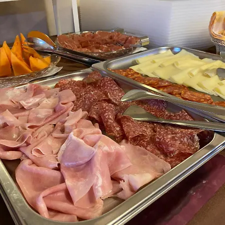 Szálloda Rosa 3*