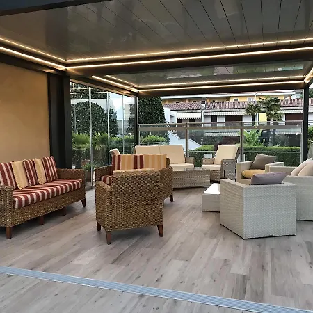 Otel Rosa 3*